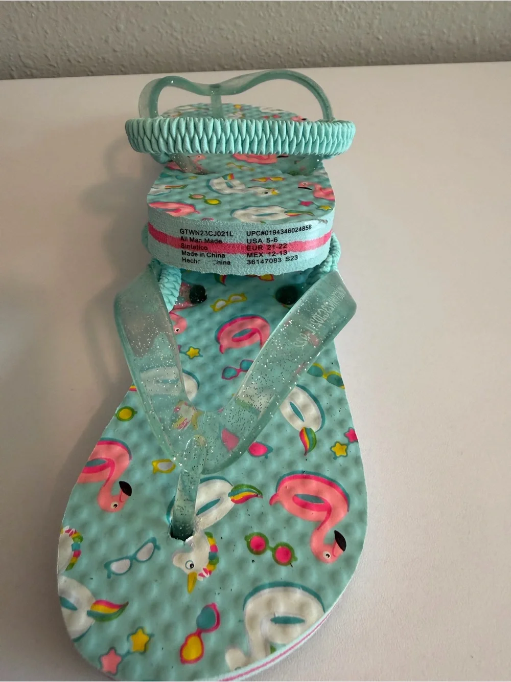 Wonder Nation Aqua Flip Flop Sandals with Pink Flamingo Print